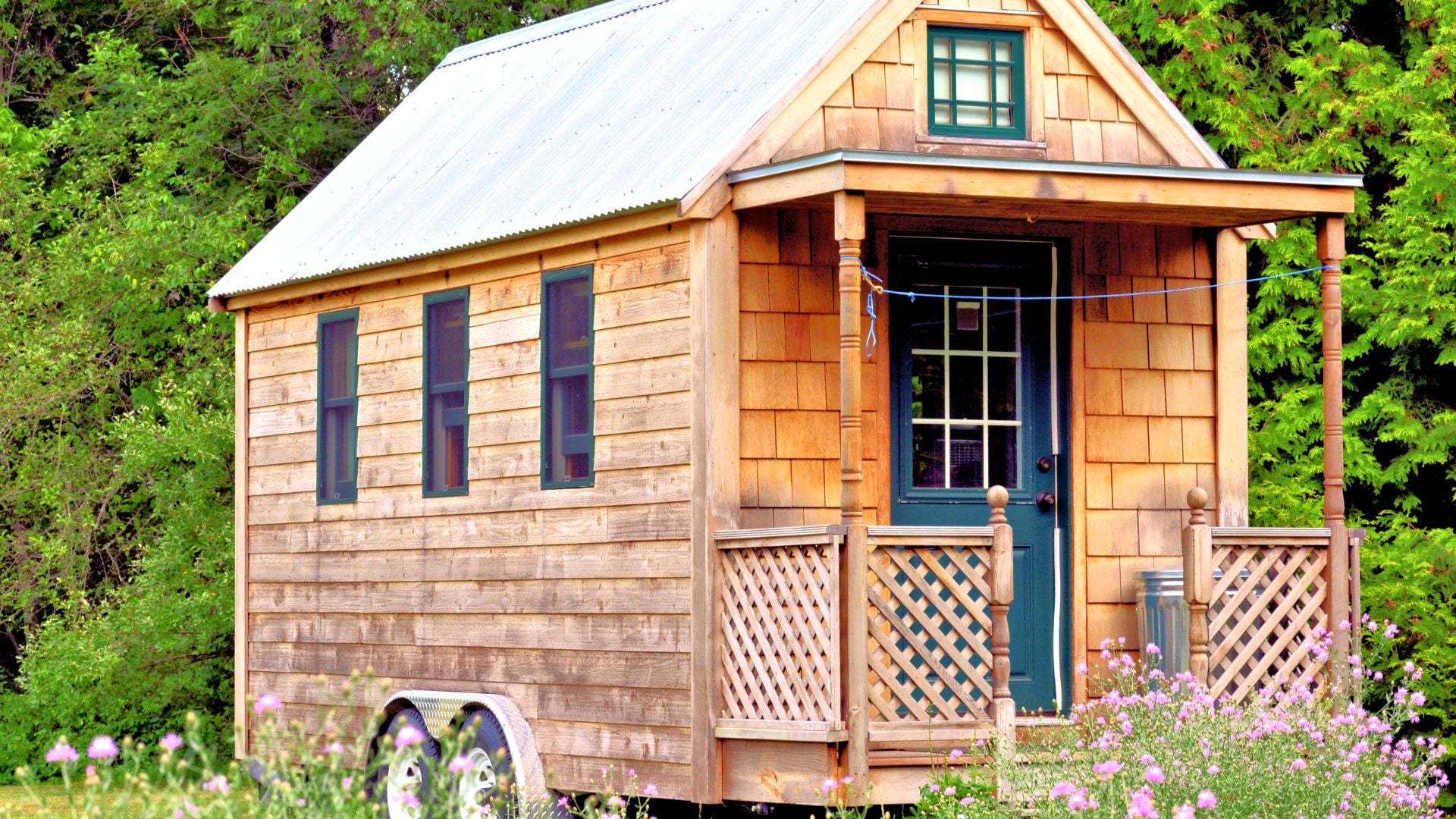 Discover the Ultimate Beginner's Guide to Off-Grid Tiny Home Living You ...